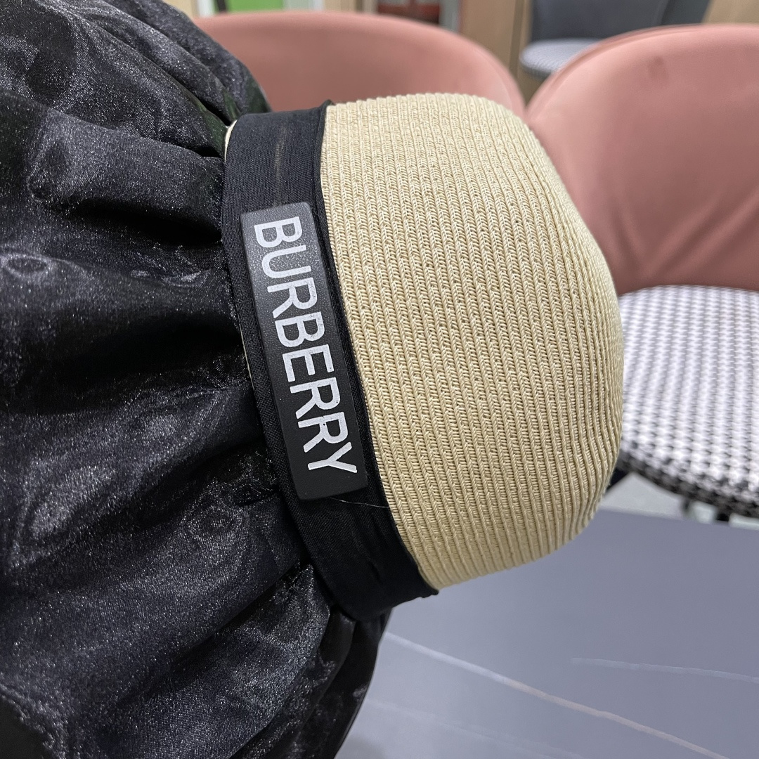  Burberry（巴宝莉）春夏欧根纱大蝴蝶结草帽遮阳帽女可
折叠蝴蝶结优雅出游度假渔夫帽