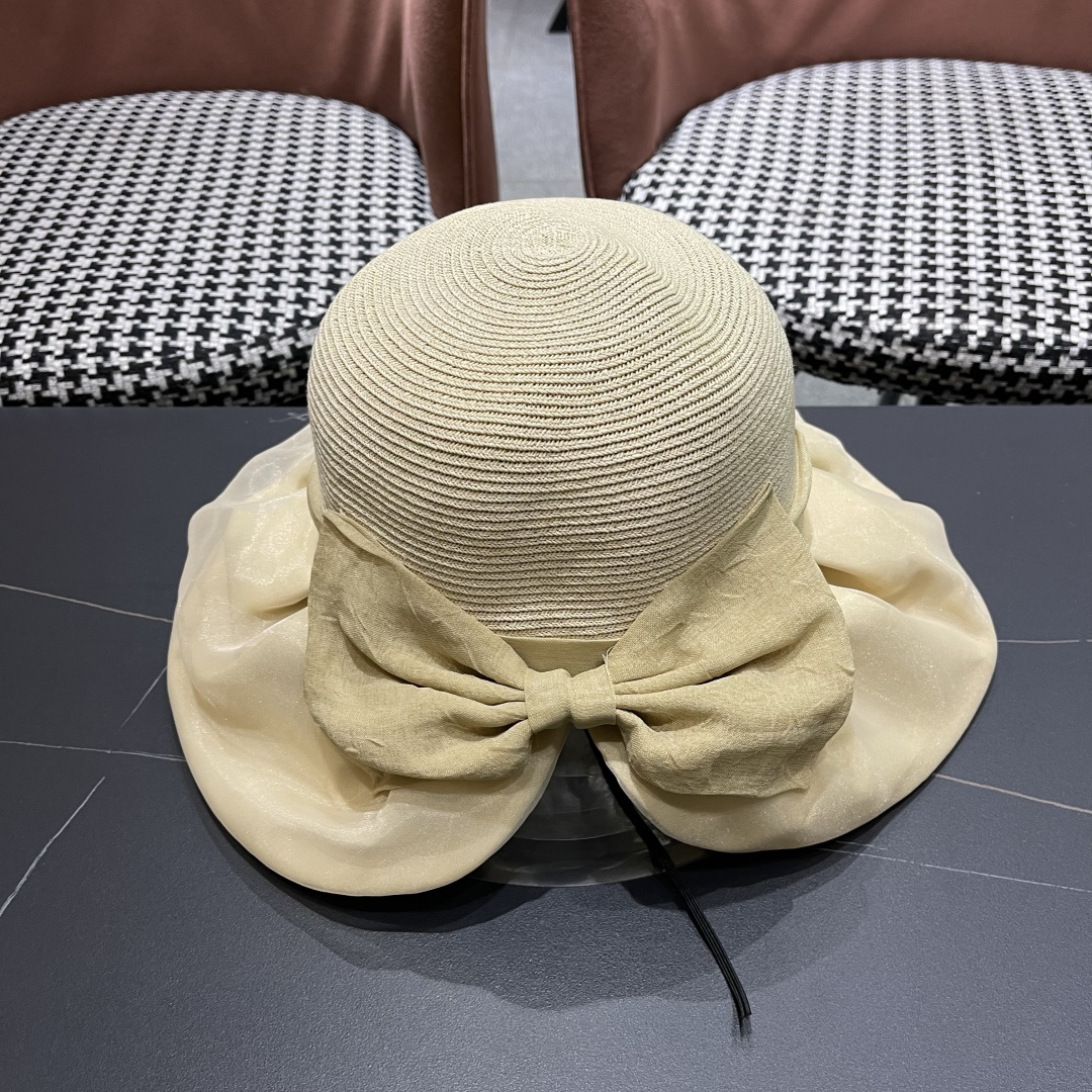  Burberry（巴宝莉）春夏欧根纱大蝴蝶结草帽遮阳帽女可
折叠蝴蝶结优雅出游度假渔夫帽