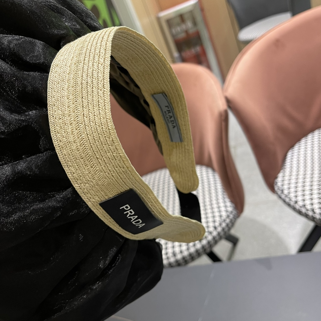 PRADA普拉达夏季新款大檐空顶帽子女出游度假海边可折叠遮阳帽防紫外线太阳帽