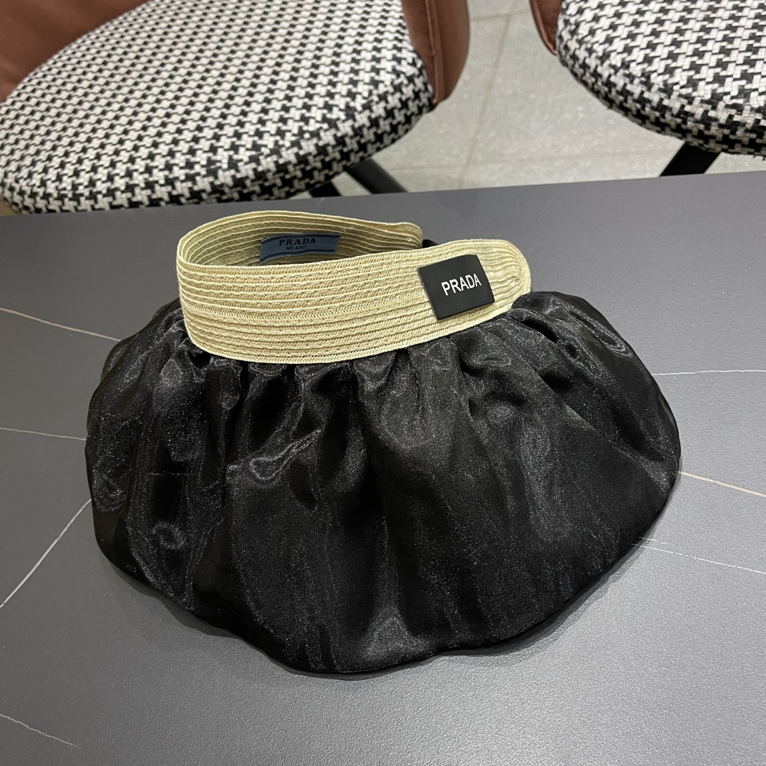 PRADA普拉达夏季新款大檐空顶帽子女出游度假海边可折叠遮阳帽防紫外线太阳帽