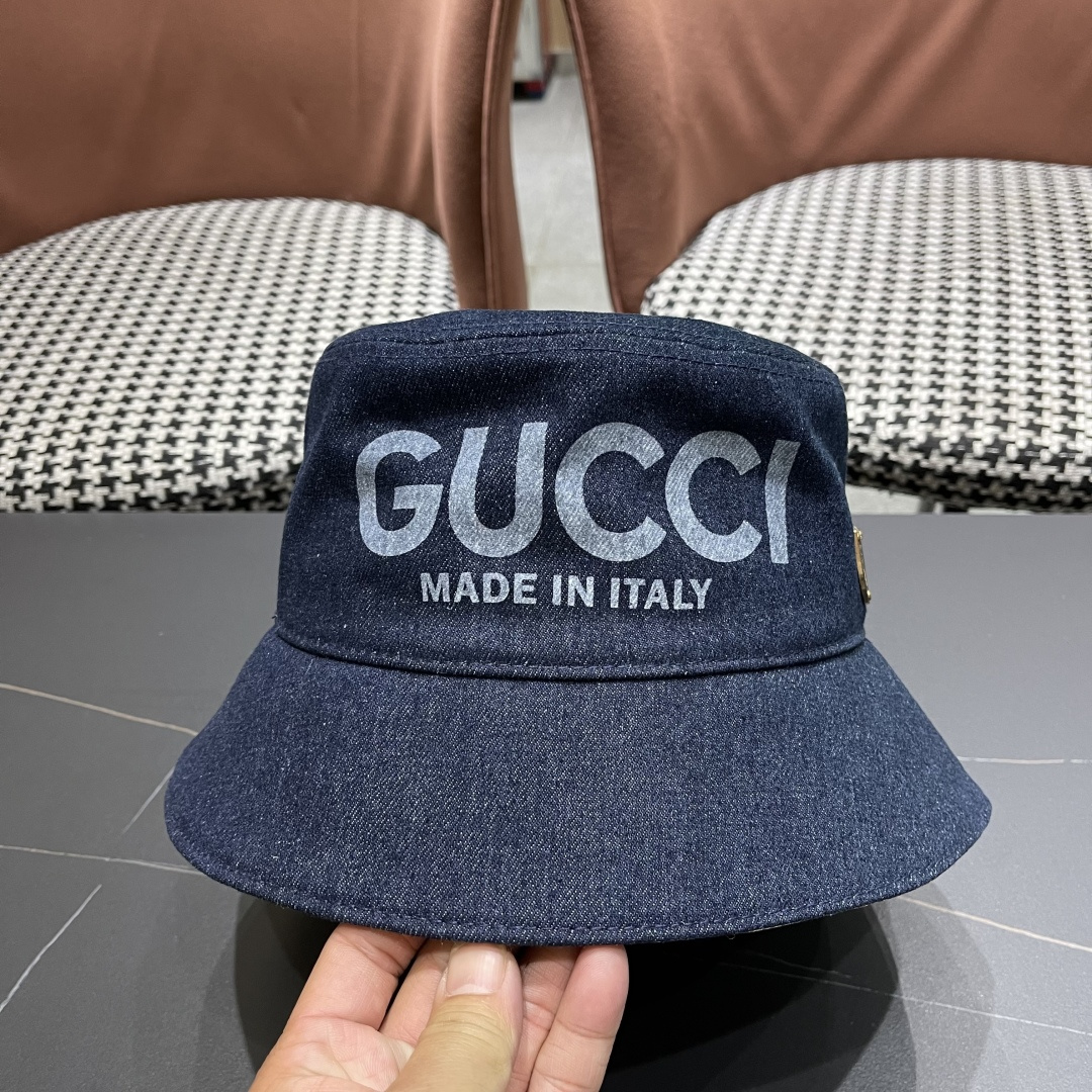 渔夫帽GUCCI🧢原单品质火爆来袭 🔥🎩 工艺非常精美 高档大气上档次！低调奢华，方便携带！跑量！