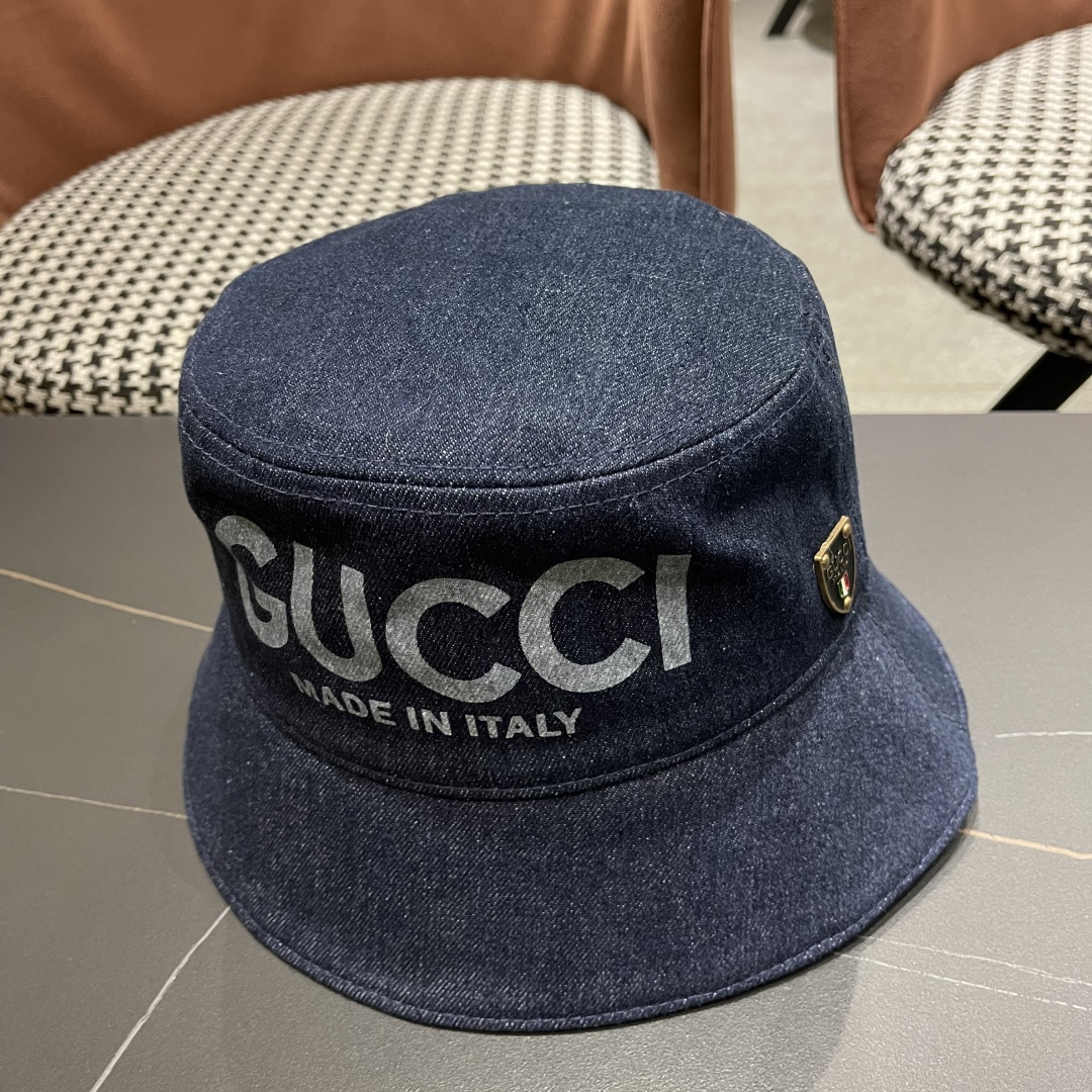  渔夫帽GUCCI🧢原单品质火爆来袭 🔥🎩 工艺非常精美 高档大气上档次！低调奢华，方便携带！跑量！