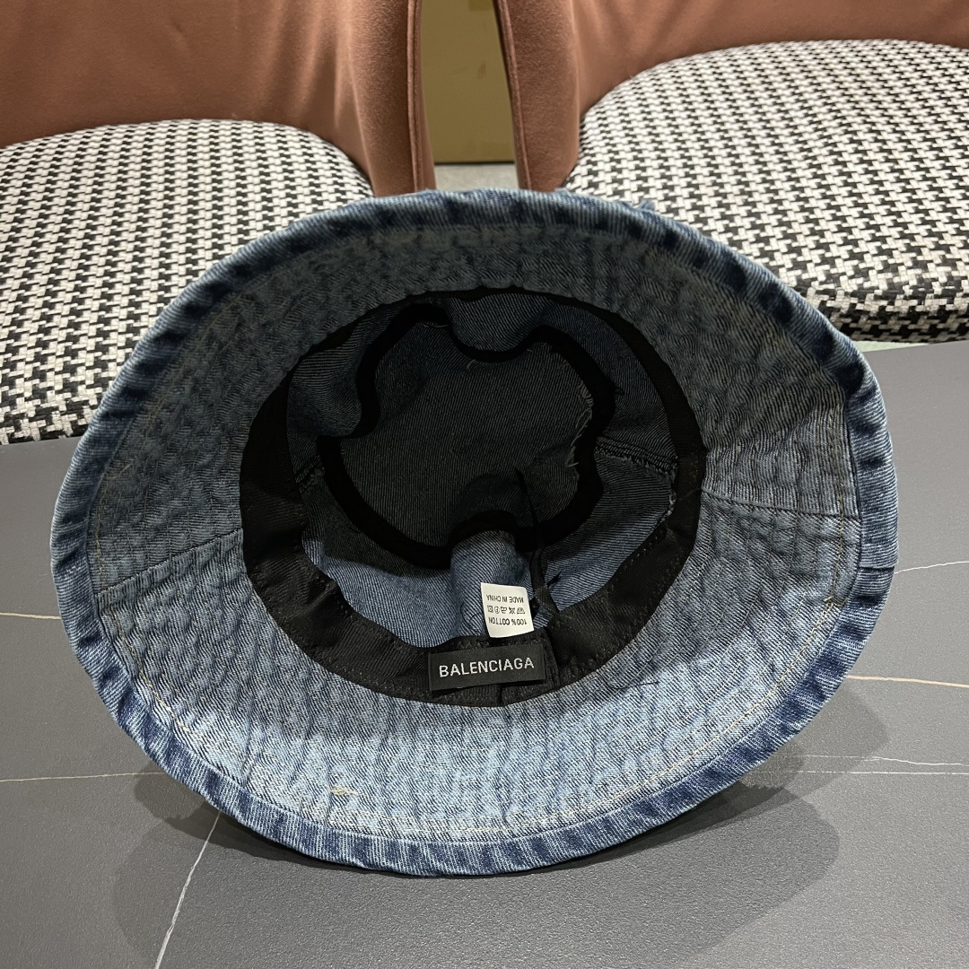 BALENCIAGA巴黎世家潮新款 潮毛边牛仔渔夫帽女春秋季复古水洗直筒帽显脸时尚盆帽帽