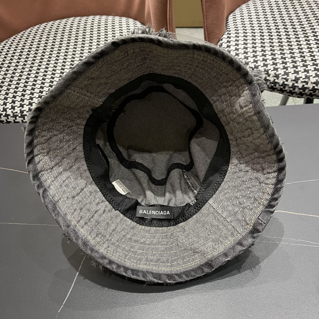 BALENCIAGA巴黎世家潮新款 潮毛边牛仔渔夫帽女春秋季复古水洗直筒帽显脸时尚盆帽帽