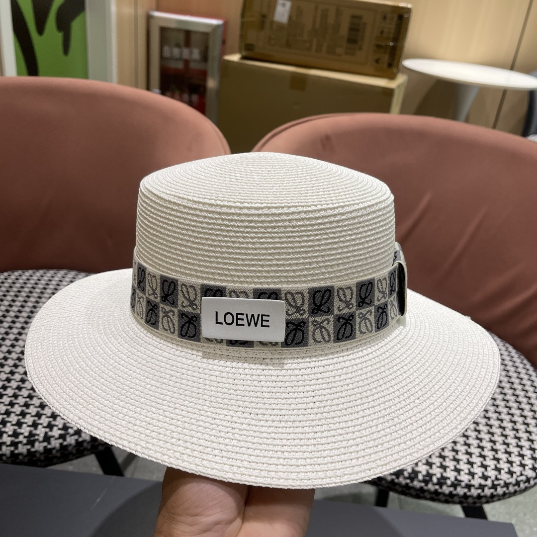 【loewe罗意威】2025新款草编大牌织带编织草帽，度假休闲必备，优雅大方的一款