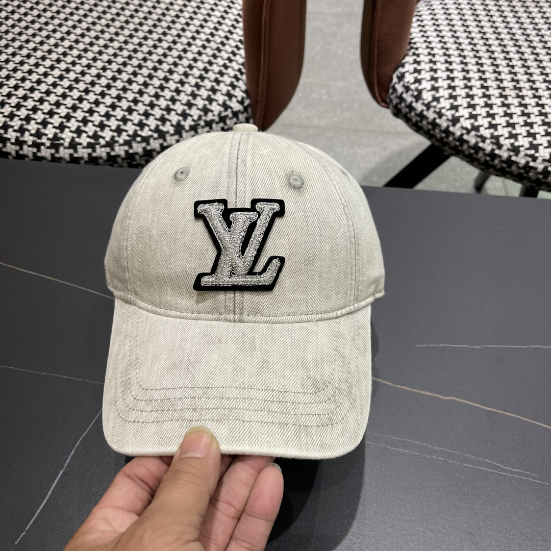 LV路易威登新款原单牛仔棒球帽，原版帆布面轻盈透气！质量超赞，基础头围56，贴片可调节。