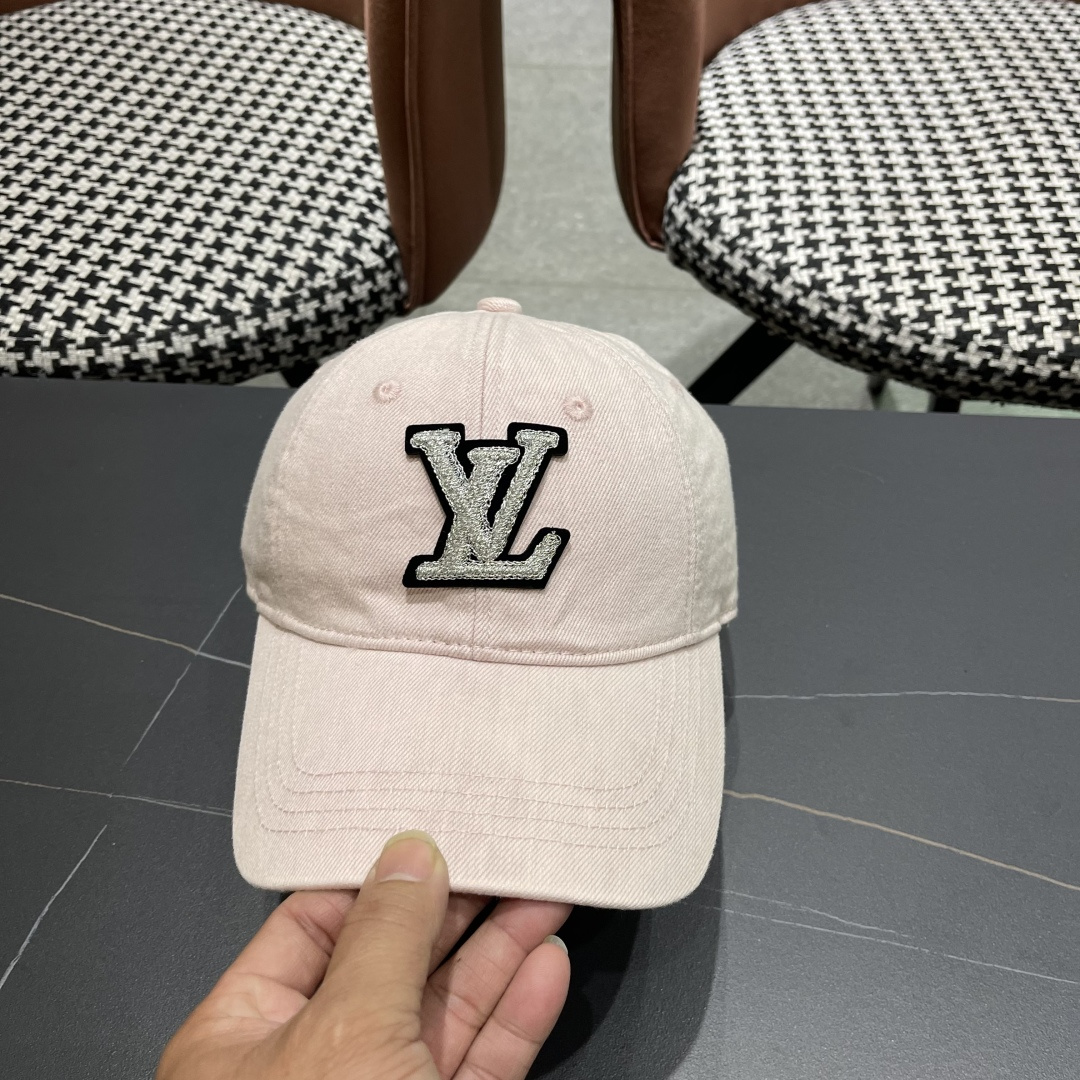 LV路易威登新款原单牛仔棒球帽，原版帆布面轻盈透气！质量超赞，基础头围56，贴片可调节。