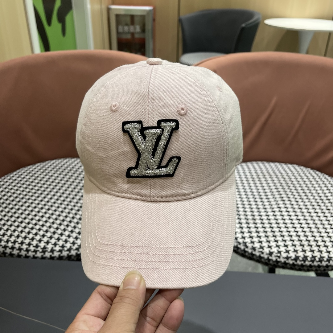 LV路易威登新款原单牛仔棒球帽，原版帆布面轻盈透气！质量超赞，基础头围56，贴片可调节。