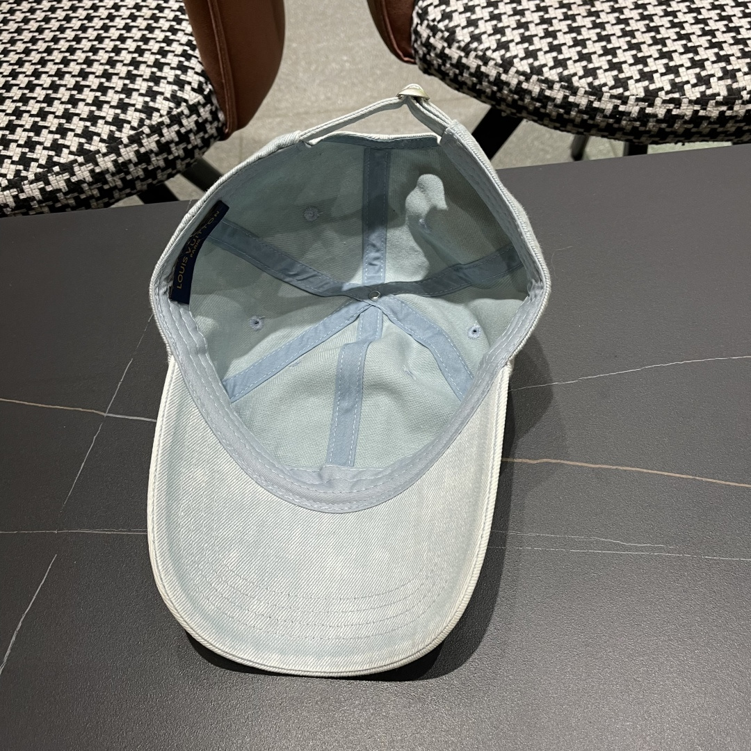 LV路易威登新款原单牛仔棒球帽，原版帆布面轻盈透气！质量超赞，基础头围56，贴片可调节。