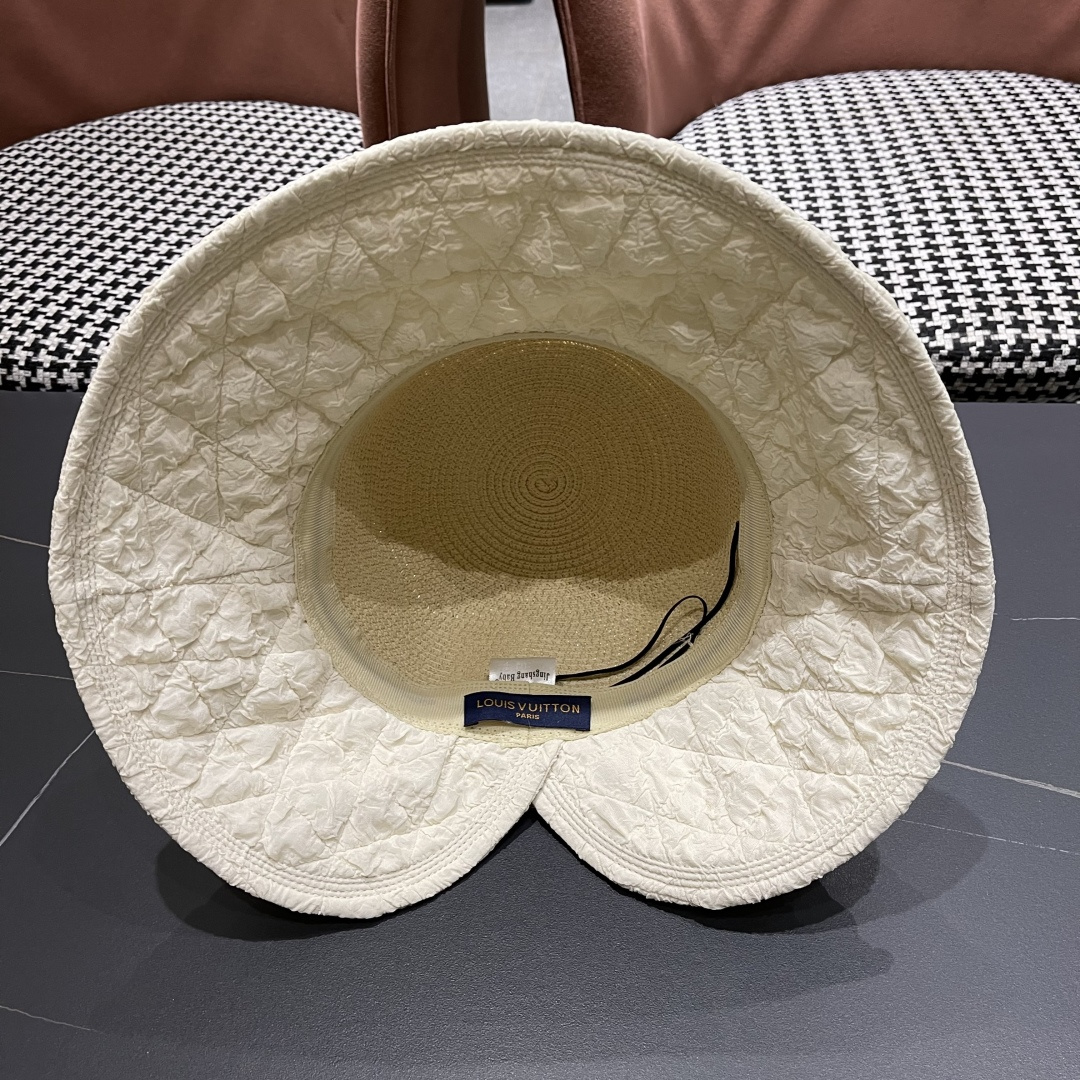  Chanel香奈儿日系优雅开叉蝴蝶结渔夫帽布草拼接大檐遮阳帽太
阳帽可折叠草帽潮