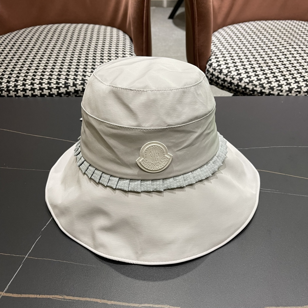  蒙口MONCLER
新款蝴蝶结渔夫帽子女显脸小夏季大帽檐帽度假遮
阳太阳帽