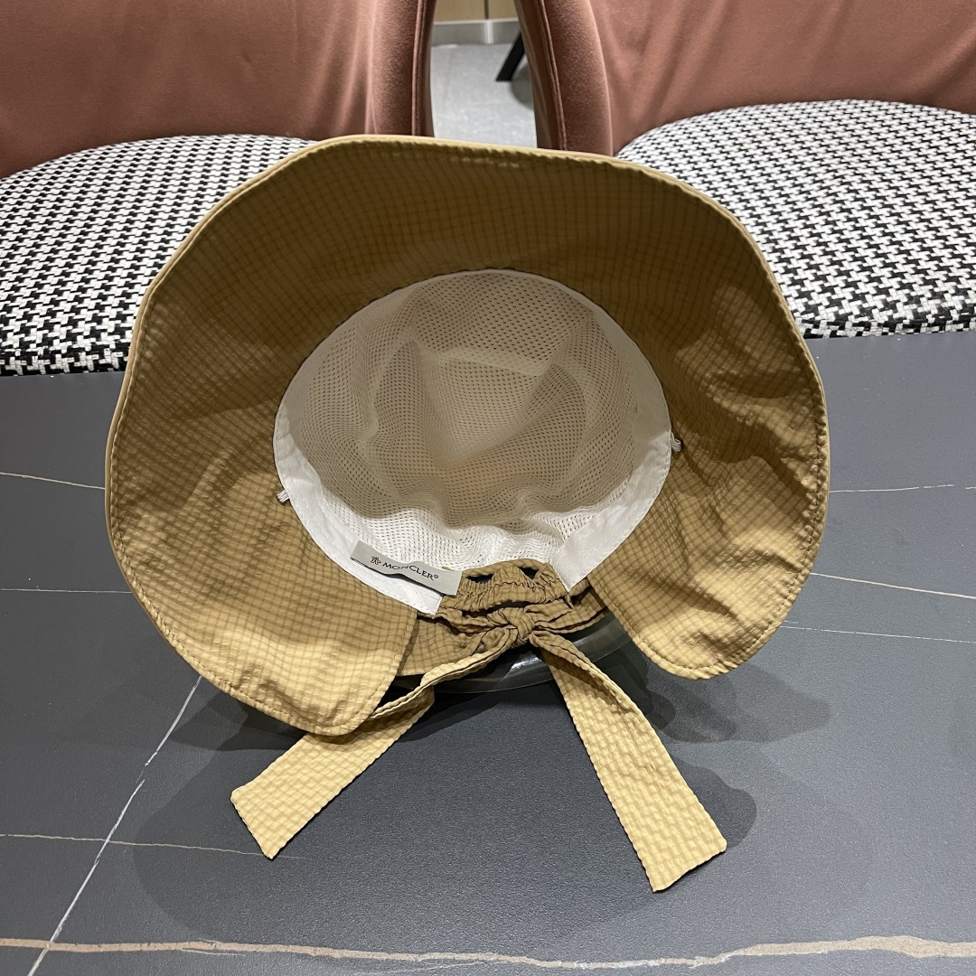  蒙口MONCLER
新款蝴蝶结渔夫帽子女显脸小夏季大帽檐帽度假遮
阳太阳帽