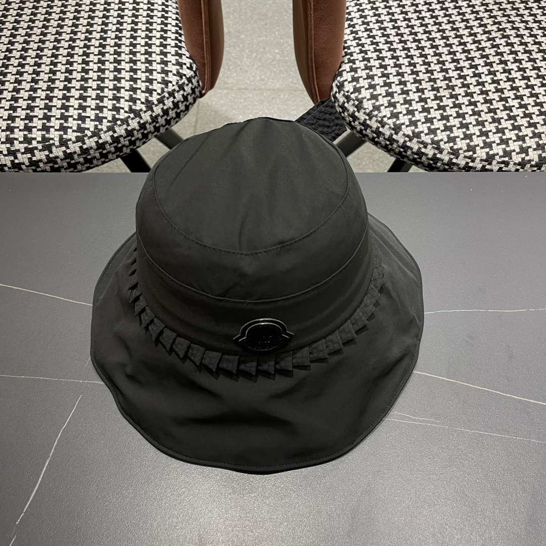  蒙口MONCLER
新款蝴蝶结渔夫帽子女显脸小夏季大帽檐帽度假遮
阳太阳帽