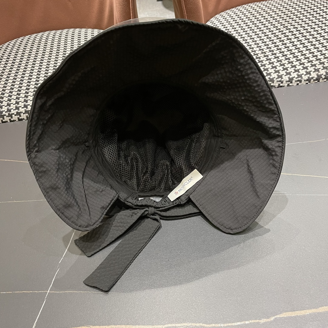  蒙口MONCLER
新款蝴蝶结渔夫帽子女显脸小夏季大帽檐帽度假遮
阳太阳帽