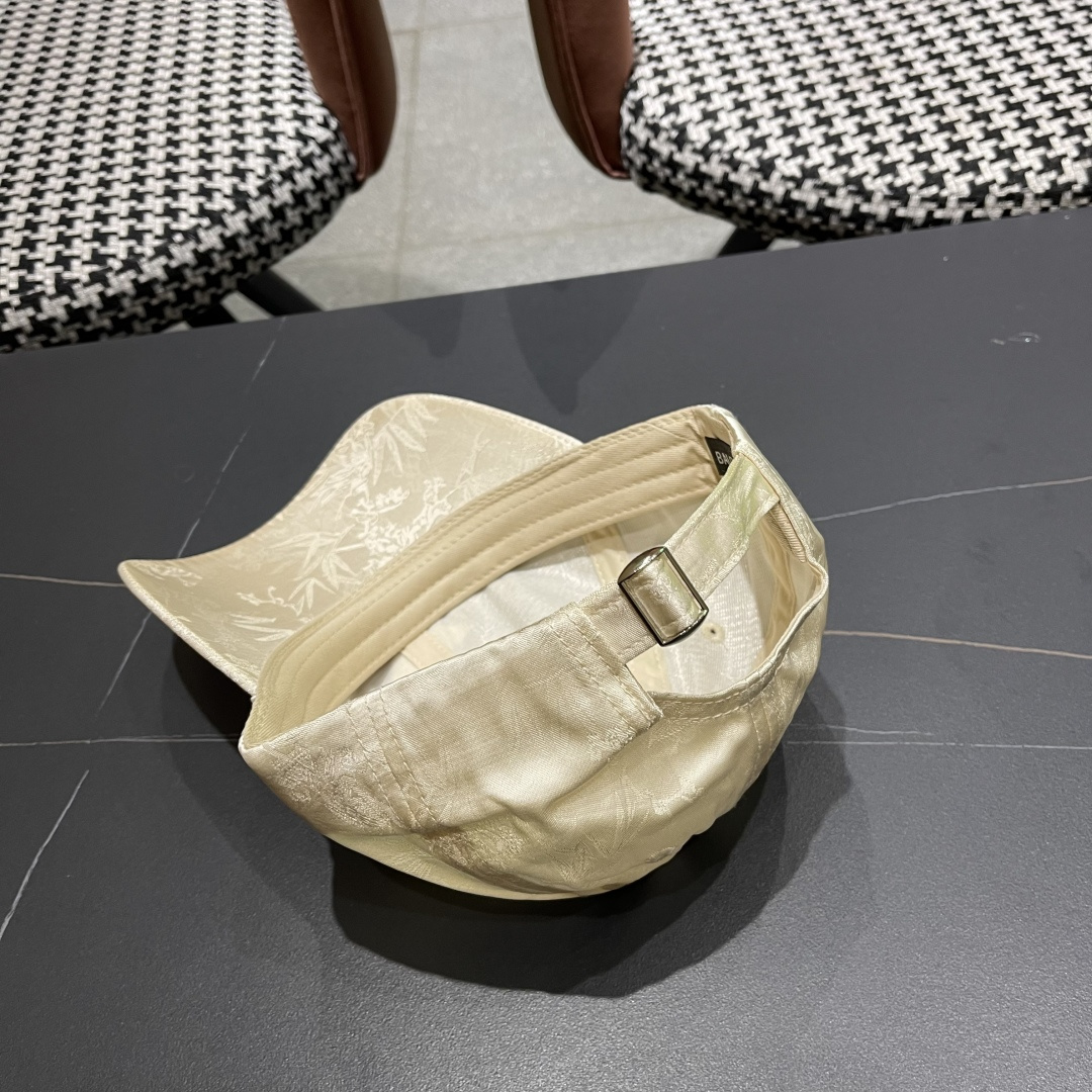  BALENCIAGA巴黎世家🆕国风立体竹叶时尚棒球帽女夏季新款百搭休闲鸭舌
帽户外遮阳帽