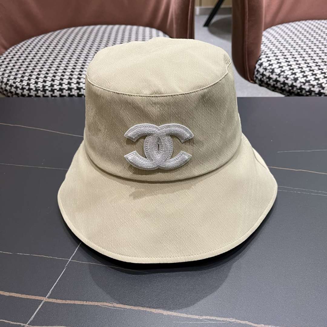  CHANEL 香奈儿法式简约大檐蝴蝶结渔夫帽女春夏出
游游优雅气质遮阳防晒盆帽显脸小