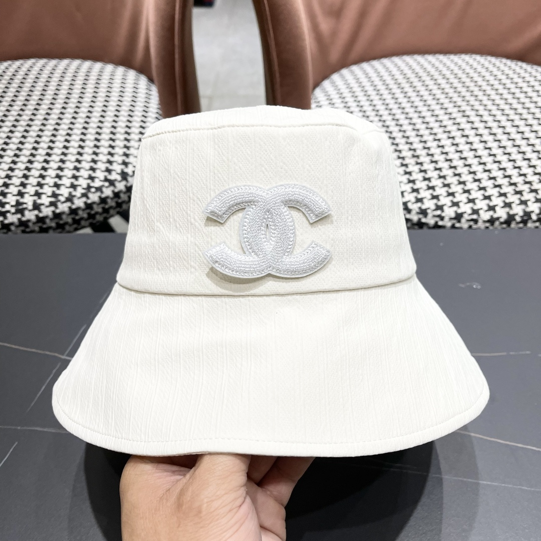  CHANEL 香奈儿法式简约大檐蝴蝶结渔夫帽女春夏出
游游优雅气质遮阳防晒盆帽显脸小