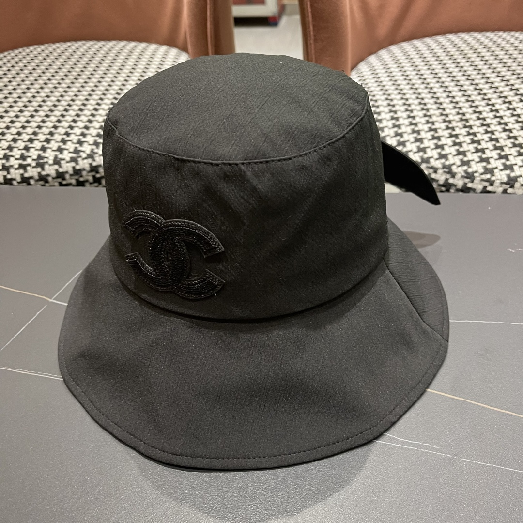  CHANEL 香奈儿法式简约大檐蝴蝶结渔夫帽女春夏出
游游优雅气质遮阳防晒盆帽显脸小