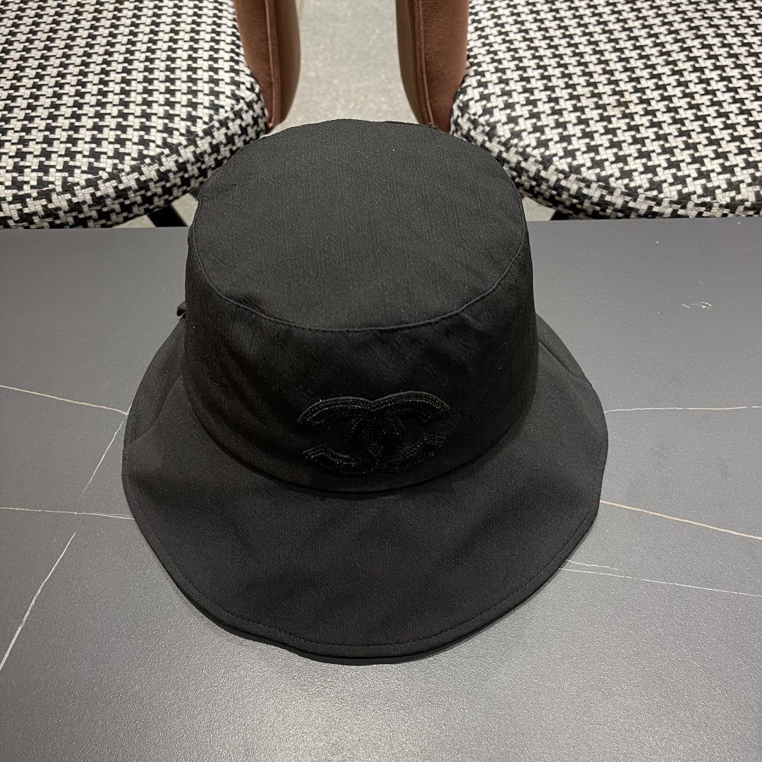  CHANEL 香奈儿法式简约大檐蝴蝶结渔夫帽女春夏出
游游优雅气质遮阳防晒盆帽显脸小