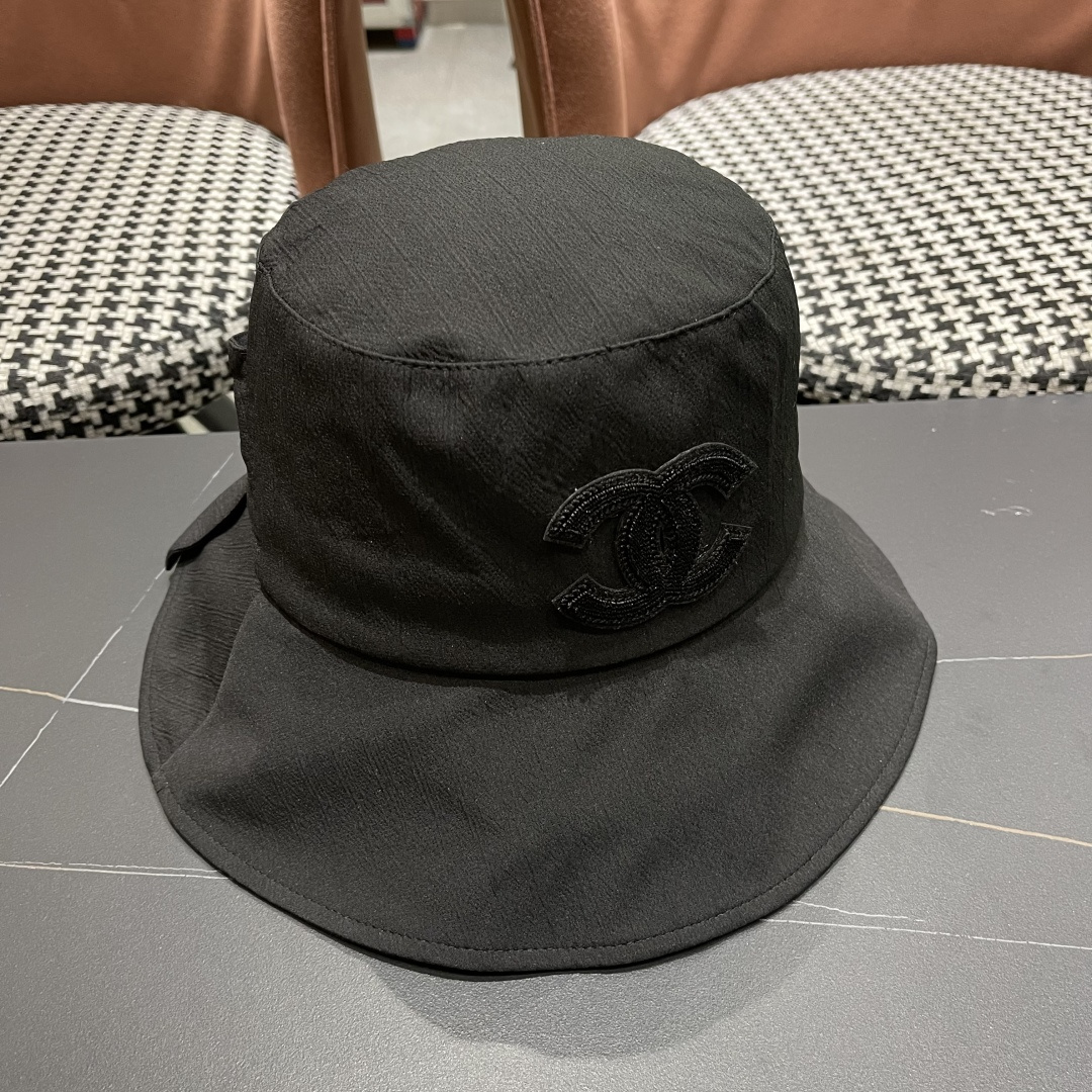 CHANEL 香奈儿法式简约大檐蝴蝶结渔夫帽女春夏出
游游优雅气质遮阳防晒盆帽显脸小