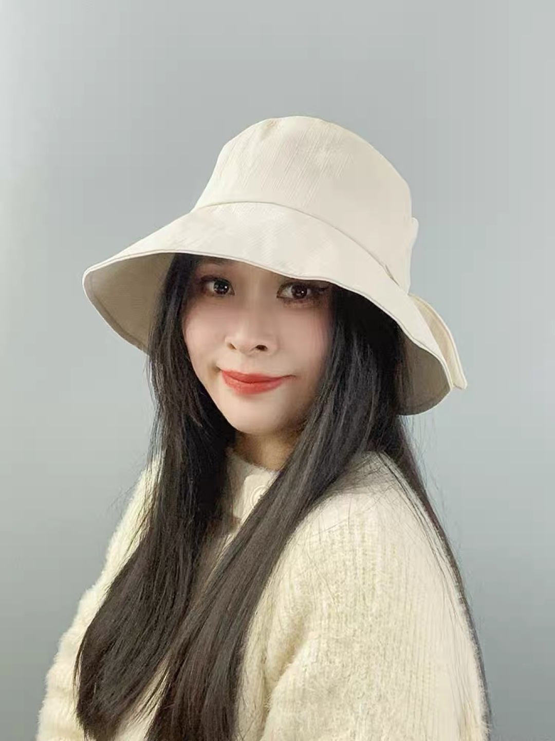  CHANEL 香奈儿法式简约大檐蝴蝶结渔夫帽女春夏出
游游优雅气质遮阳防晒盆帽显脸小