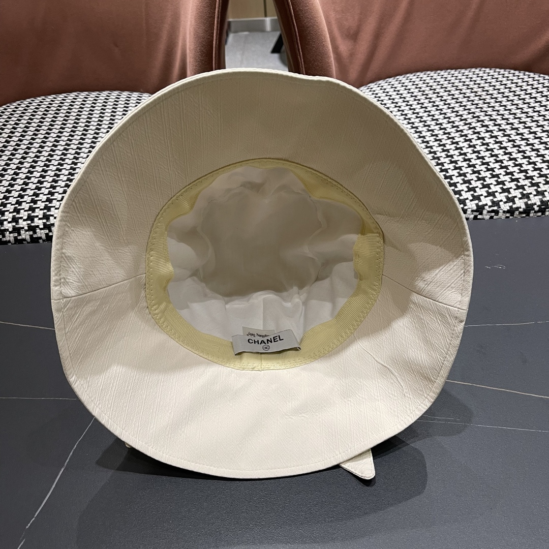 CHANEL 香奈儿法式简约大檐蝴蝶结渔夫帽女春夏出
游游优雅气质遮阳防晒盆帽显脸小