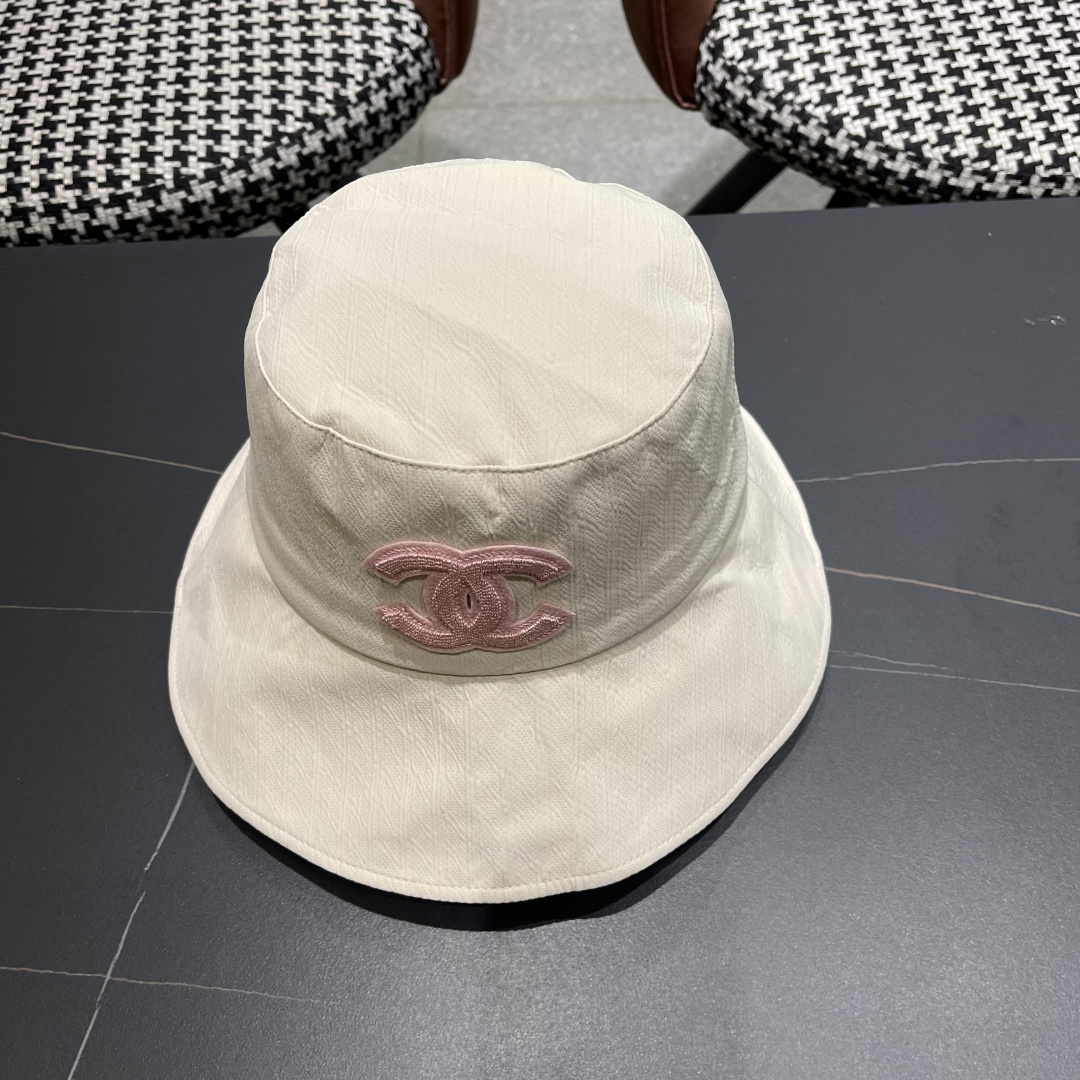  CHANEL 香奈儿法式简约大檐蝴蝶结渔夫帽女春夏出
游游优雅气质遮阳防晒盆帽显脸小