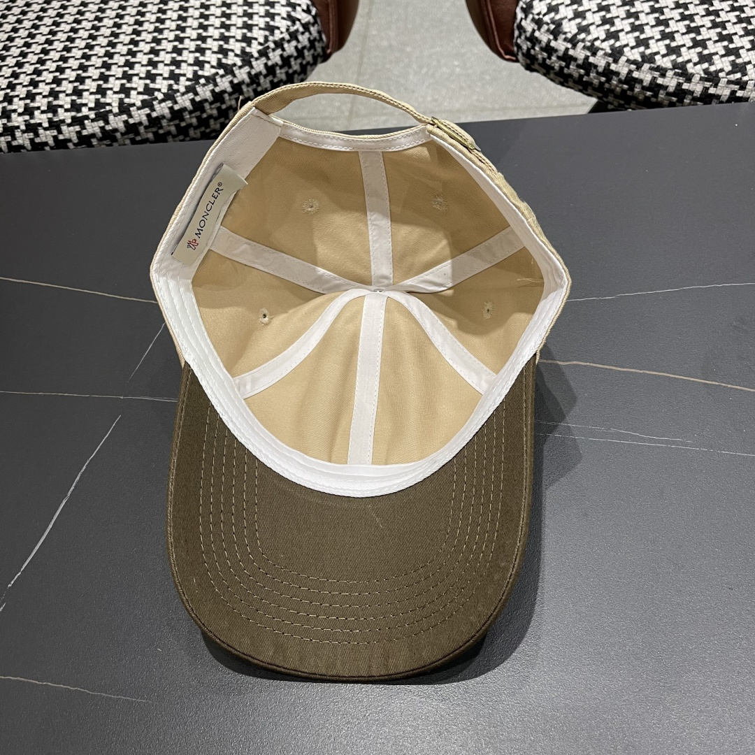  蒙口Moncler🆕春款新款拼色个性棒球帽，四季佩戴款高颜值时尚单品！
男女同款