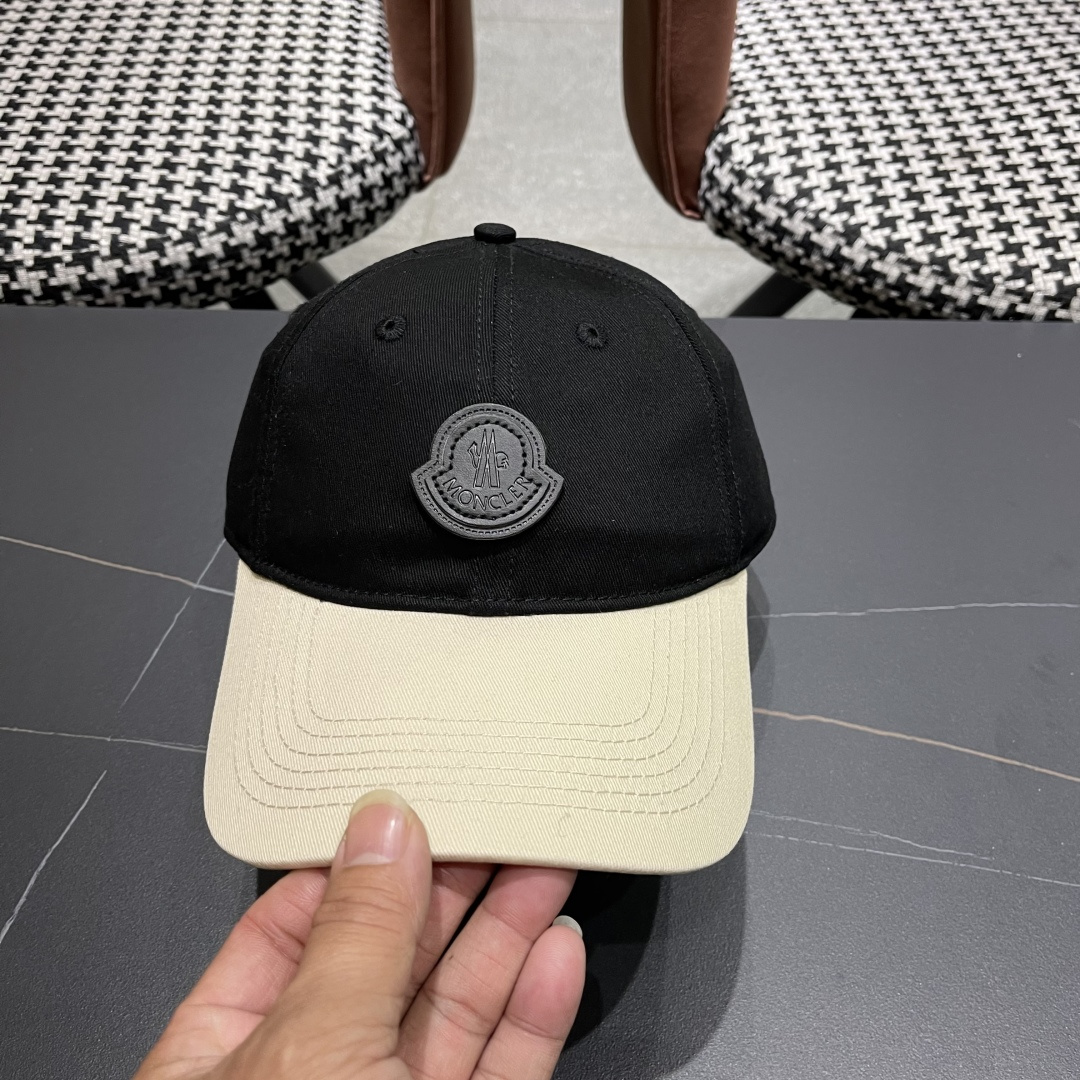  蒙口Moncler🆕春款新款拼色个性棒球帽，四季佩戴款高颜值时尚单品！
男女同款