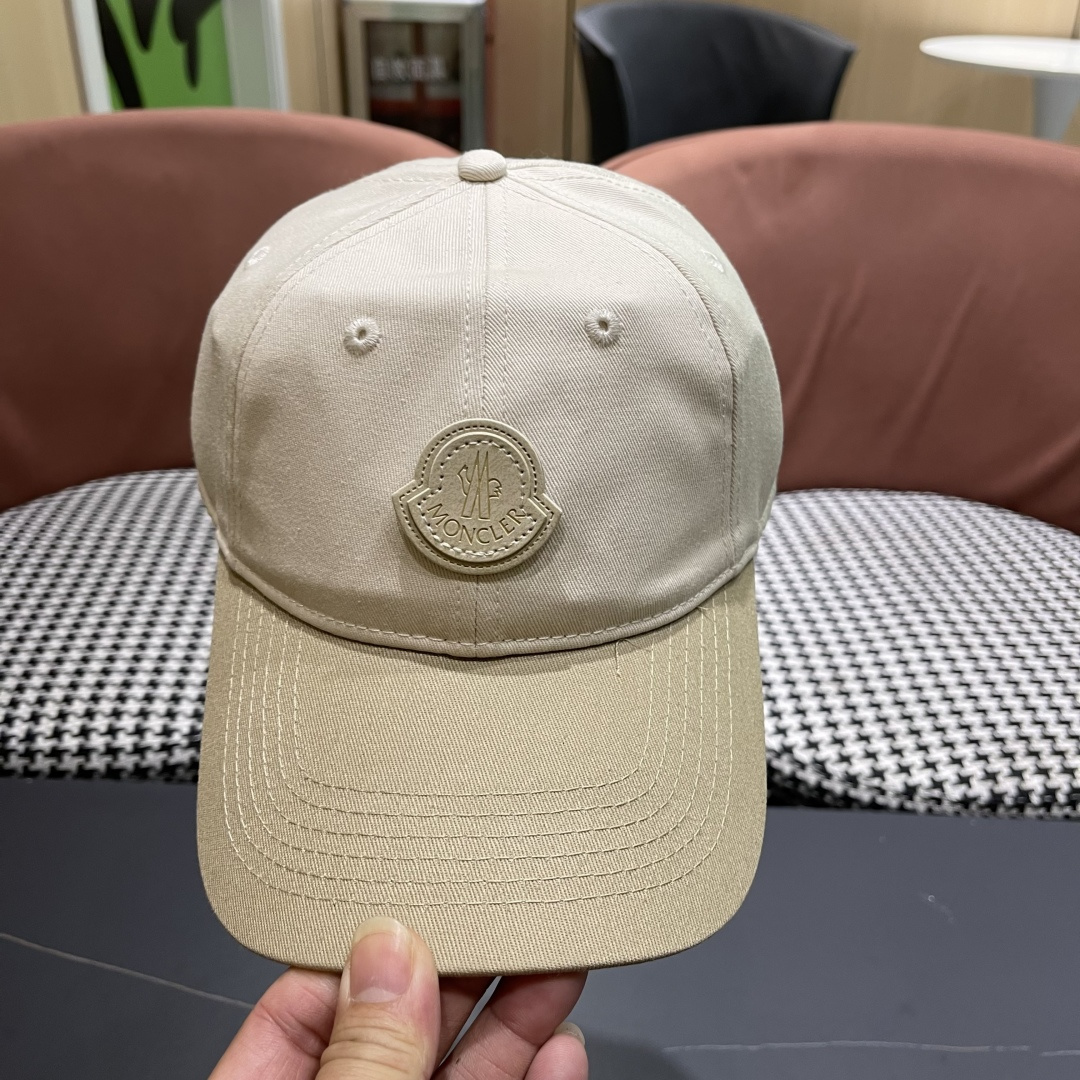  蒙口Moncler🆕春款新款拼色个性棒球帽，四季佩戴款高颜值时尚单品！
男女同款