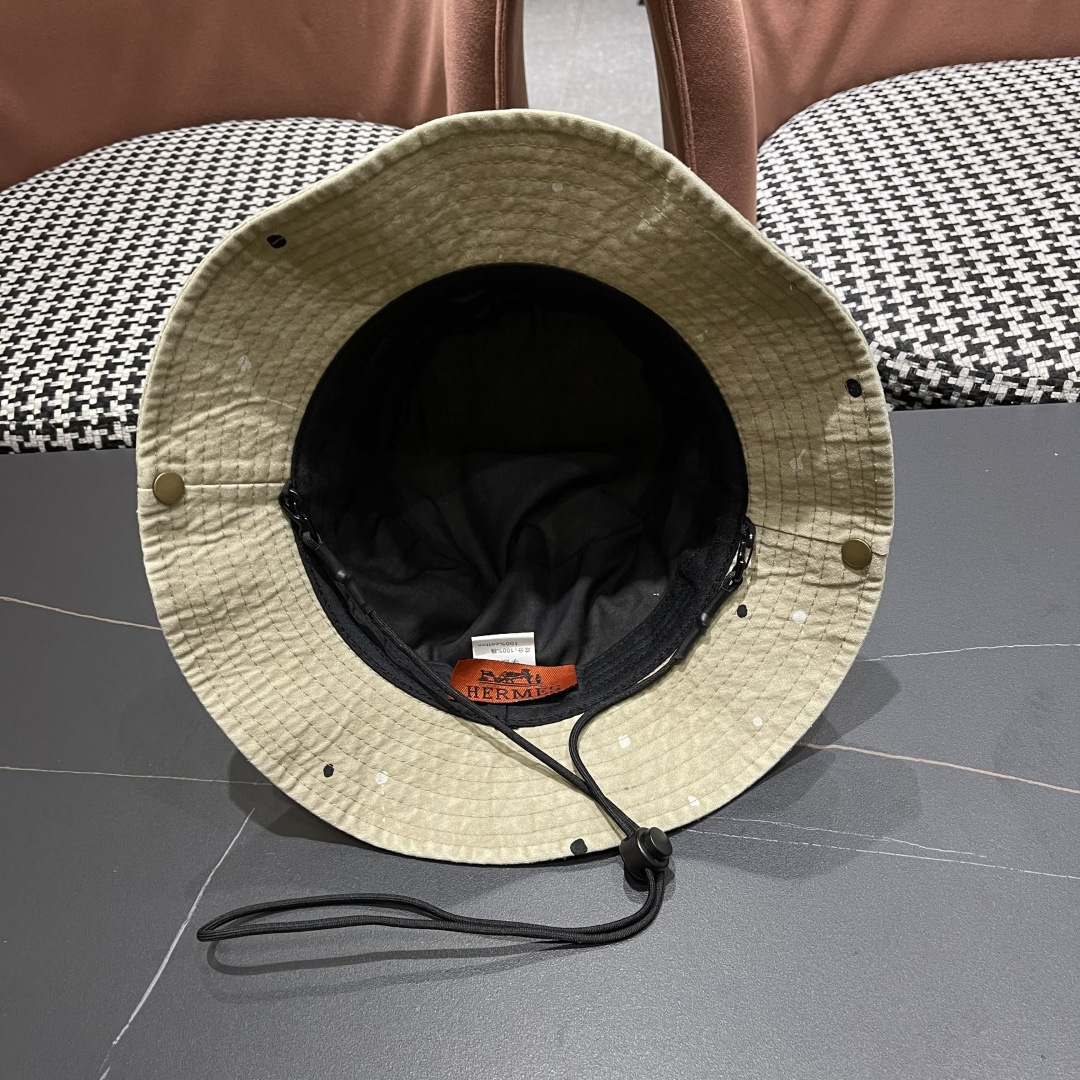  HERMÈS (爱马仕)山岩小众骑行渔夫帽山系夏户外登山帽大檐遮阳
防晒透气徒步纯色