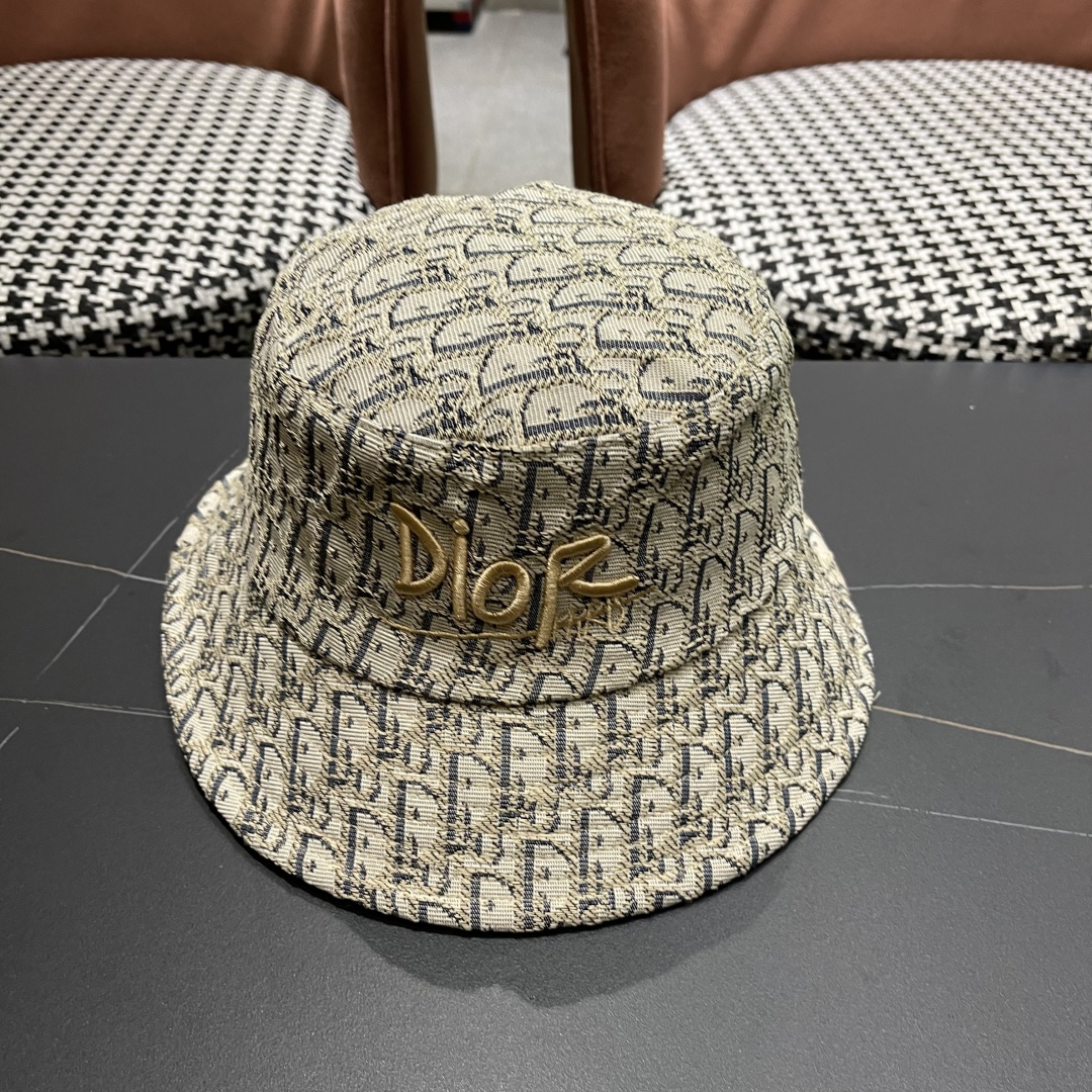  Dior(迪奥)新款2025原单渔夫帽， 精致純也格调很有感觉，专柜断货热门，质量超赞