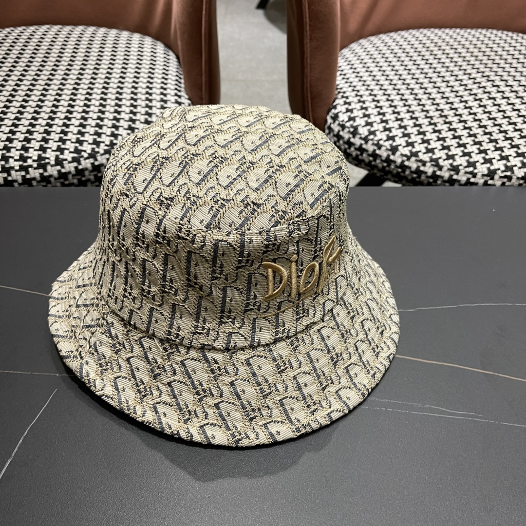  Dior(迪奥)新款2025原单渔夫帽， 精致純也格调很有感觉，专柜断货热门，质量超赞