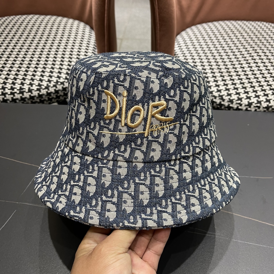  Dior(迪奥)新款2025原单渔夫帽， 精致純也格调很有感觉，专柜断货热门，质量超赞