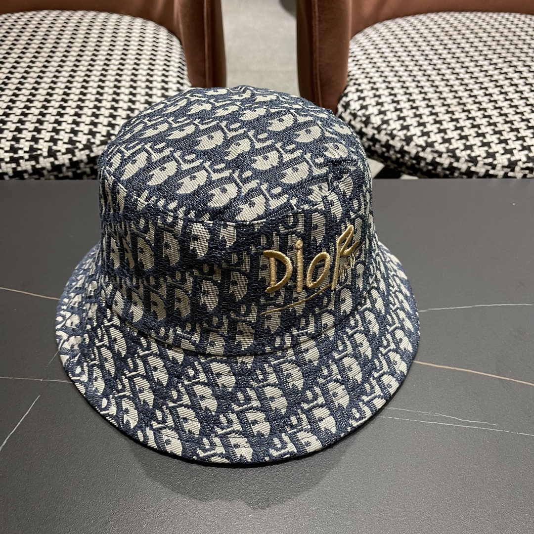  Dior(迪奥)新款2025原单渔夫帽， 精致純也格调很有感觉，专柜断货热门，质量超赞