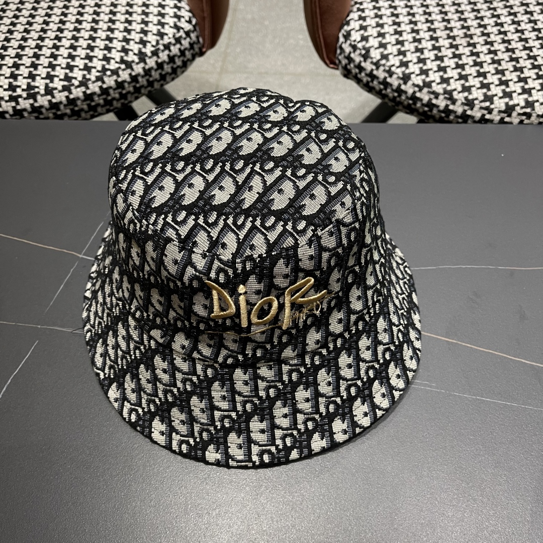  Dior(迪奥)新款2025原单渔夫帽， 精致純也格调很有感觉，专柜断货热门，质量超赞