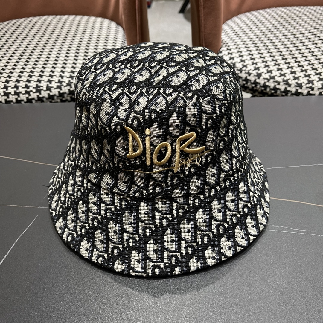  Dior(迪奥)新款2025原单渔夫帽， 精致純也格调很有感觉，专柜断货热门，质量超赞