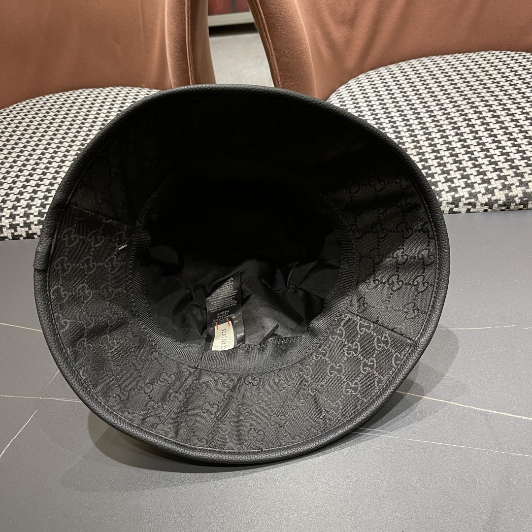 古奇渔夫帽GUCCI🧢2025原单品质火爆来袭 🔥🎩 工艺非常精美 高档大气上档次！低调奢华，方便携带！