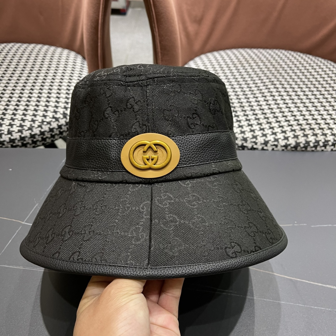 古奇渔夫帽GUCCI🧢2025原单品质火爆来袭 🔥🎩 工艺非常精美 高档大气上档次！低调奢华，方便携带！