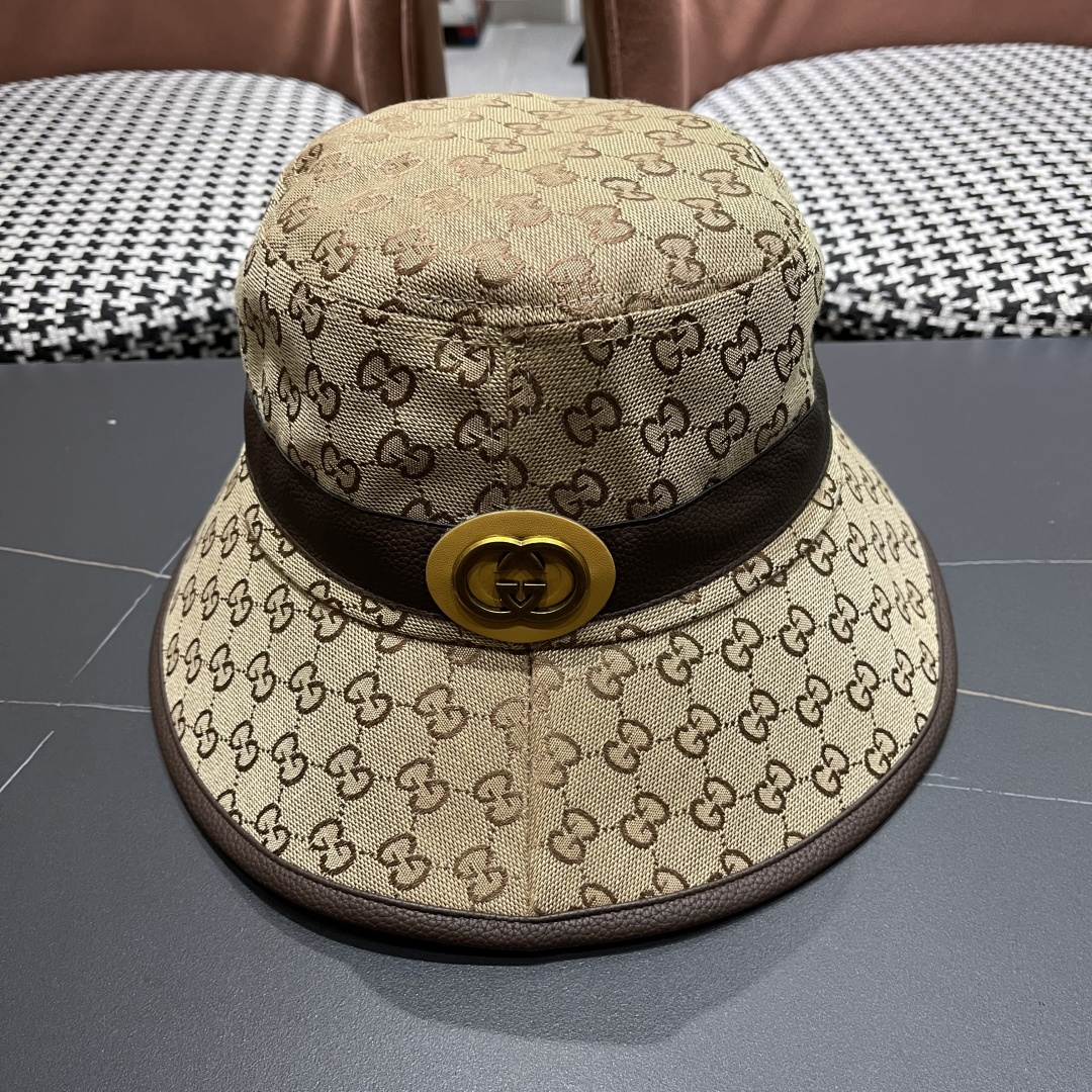古奇渔夫帽GUCCI🧢2025原单品质火爆来袭 🔥🎩 工艺非常精美 高档大气上档次！低调奢华，方便携带！
