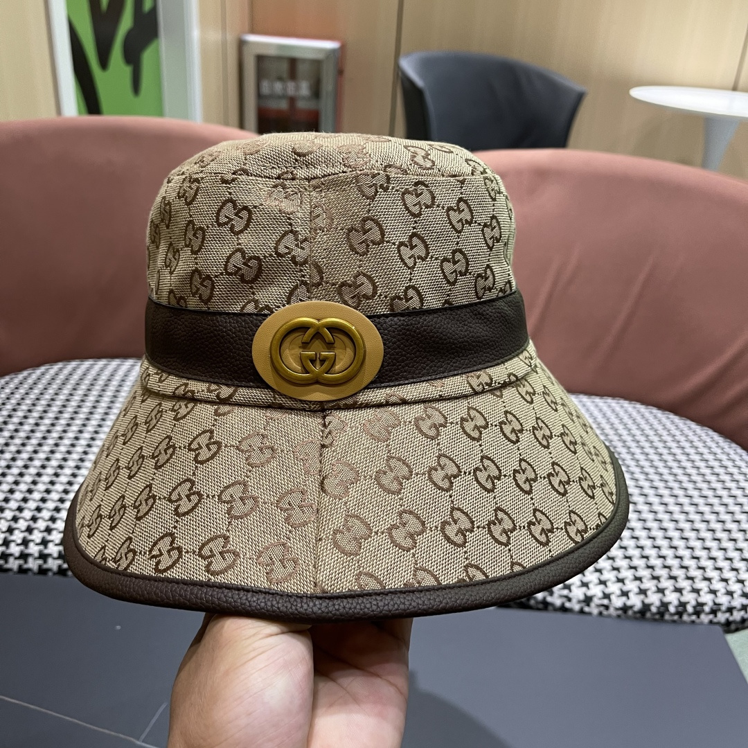 古奇渔夫帽GUCCI🧢2025原单品质火爆来袭 🔥🎩 工艺非常精美 高档大气上档次！低调奢华，方便携带！