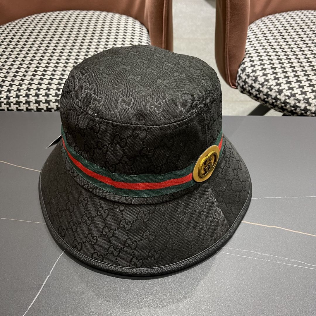 古奇渔夫帽GUCCI🧢2025原单品质火爆来袭 🔥🎩 工艺非常精美 高档大气上档次！低调奢华，方便携带！