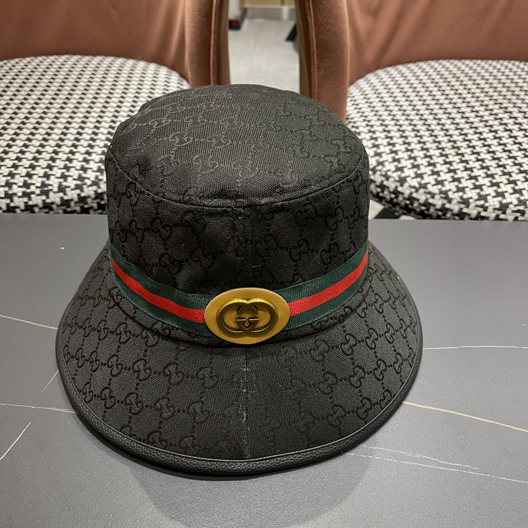 古奇渔夫帽GUCCI🧢2025原单品质火爆来袭 🔥🎩 工艺非常精美 高档大气上档次！低调奢华，方便携带！