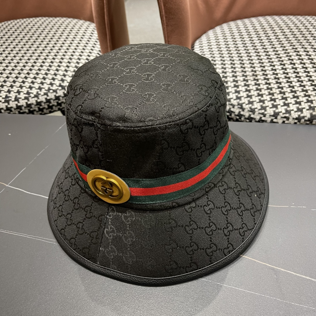 古奇渔夫帽GUCCI🧢2025原单品质火爆来袭 🔥🎩 工艺非常精美 高档大气上档次！低调奢华，方便携带！