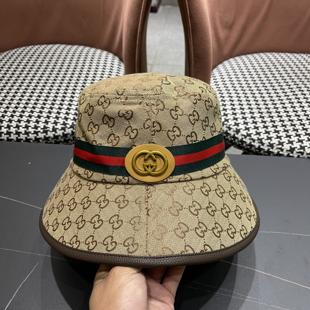 古奇渔夫帽GUCCI🧢2025原单品质火爆来袭 🔥🎩 工艺非常精美 高档大气上档次！低调奢华，方便携带！
