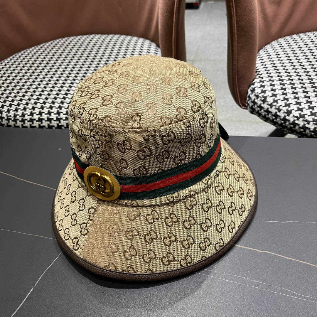 古奇渔夫帽GUCCI🧢2025原单品质火爆来袭 🔥🎩 工艺非常精美 高档大气上档次！低调奢华，方便携带！