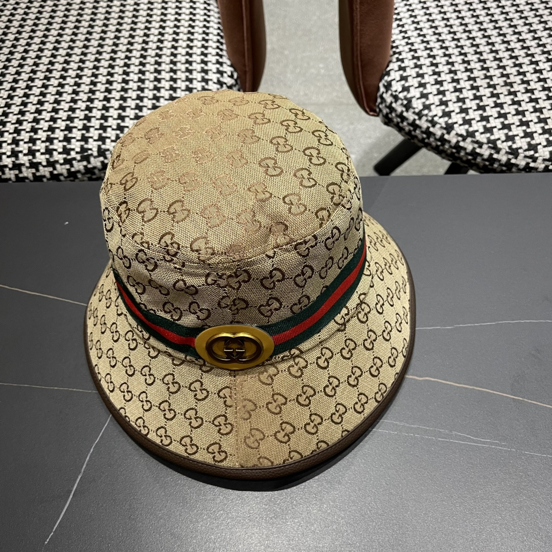 古奇渔夫帽GUCCI🧢2025原单品质火爆来袭 🔥🎩 工艺非常精美 高档大气上档次！低调奢华，方便携带！