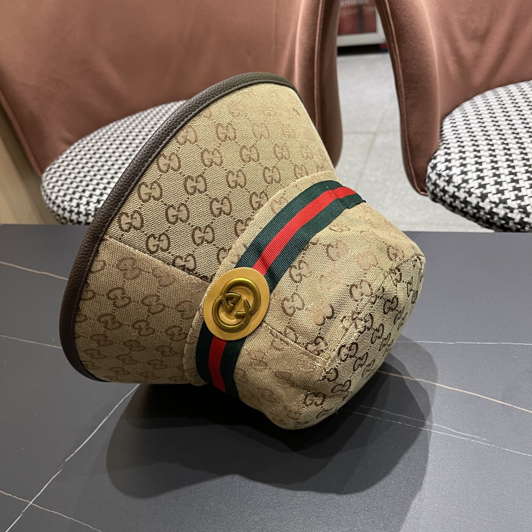 古奇渔夫帽GUCCI🧢2025原单品质火爆来袭 🔥🎩 工艺非常精美 高档大气上档次！低调奢华，方便携带！