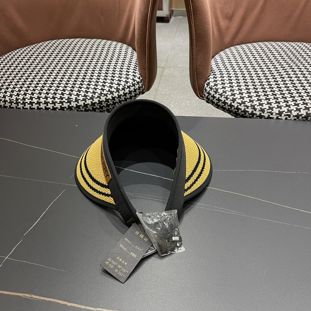  BURBERRY巴宝莉 防晒空顶帽子女款2025新款夏季户外遞阳帽
骑电动车太阳帽显瘦减龄