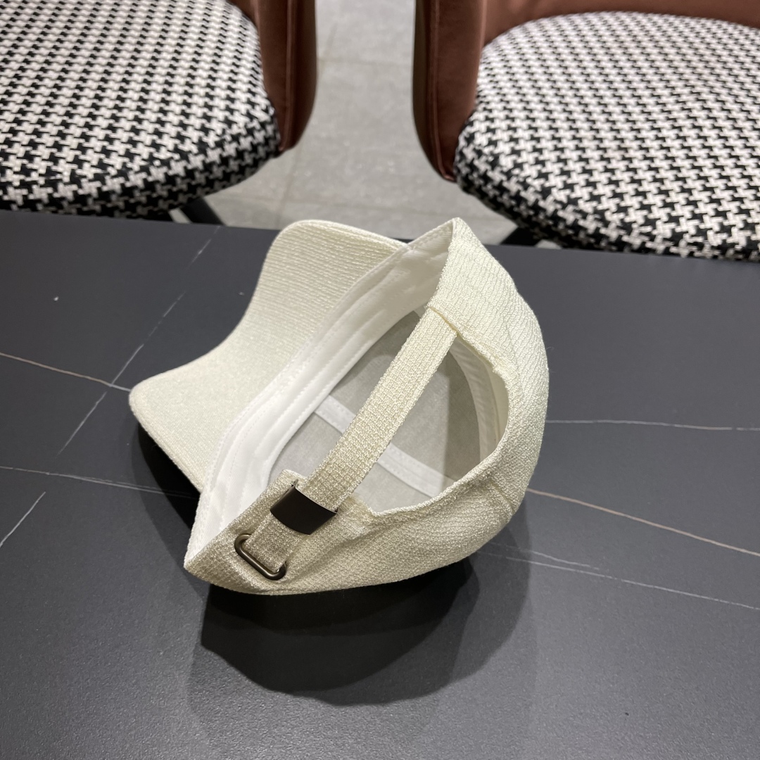 【PRADA普拉达】高端棒球帽🧢，欧美重工手法，曰韩潮流，时尚大气，帅哥美女必入款❤️❤️❤️男女必备！